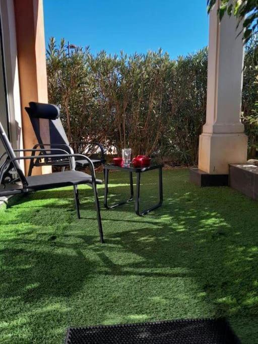 Appartement Spacieux &tres Calme. Spacious & Very Quiet Apartment.